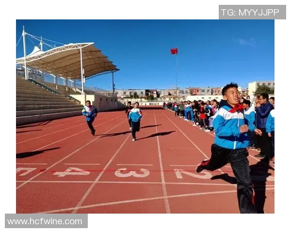 吴丽专访:从绿茵场到人生舞台的足球旅程回顾与反思 吴丽专访:从绿茵场到人生舞台的足球旅程回顾与反思