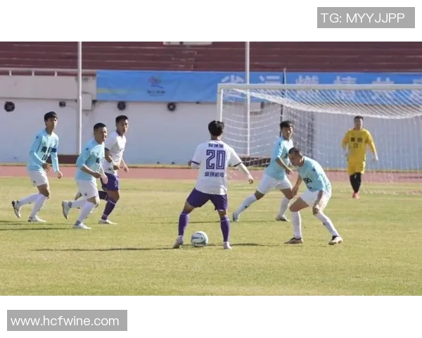 武汉奥体中心足球明星闪耀赛场展现激情与荣耀的精彩瞬间